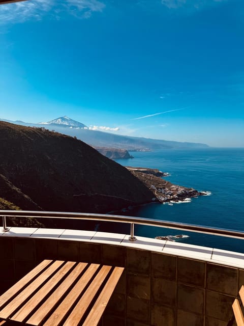 Natural landscape, View (from property/room), Balcony/Terrace, Mountain view, Sea view