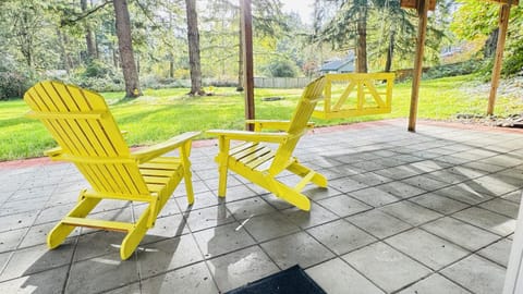 Family friendly house with MIL suite House in Sammamish