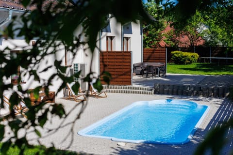 Garden view, Pool view