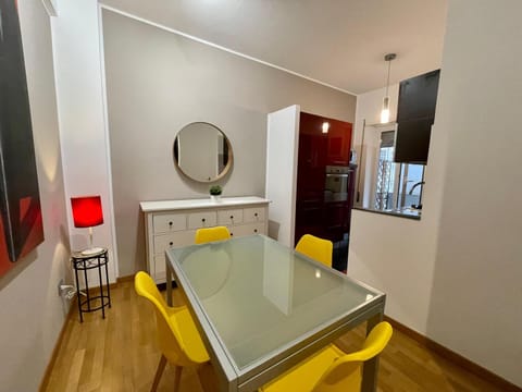 Dining area, Lunch, Lunch
