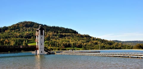 Day, Natural landscape, Fishing, Canoeing, Hiking, Lake view, Mountain view