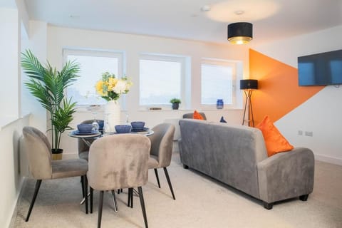 Luxury Apartment - Sleeps 5 - Rose Platinum Properties Apartment in England