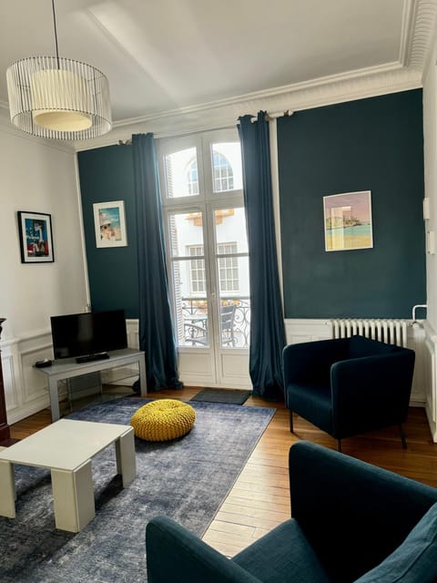 Bel appartement au coeur de la ville Apartment in Dinard