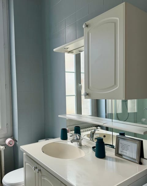 Bel appartement au coeur de la ville Apartment in Dinard