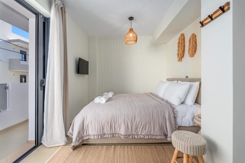 Fly & Stay Apartment in East Attica Regional Unit, Greece