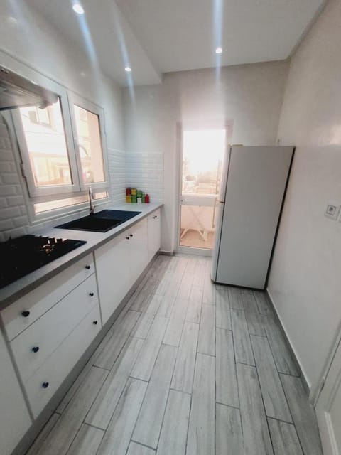 Kitchen or kitchenette, oven, stove