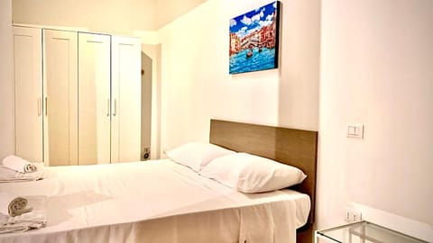 Bed, Photo of the whole room, Bedroom, towels, wardrobe