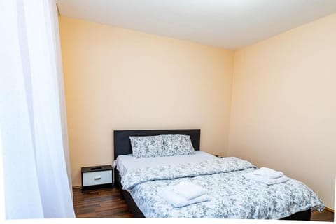 Calea Bucharest Apartment - Dentistry area Apartment in Craiova