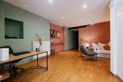 Seating area