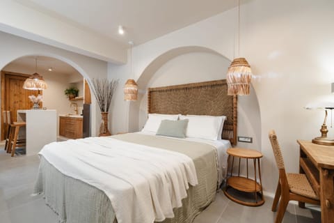 Chic Elysium - Joy Apartment in Naxos