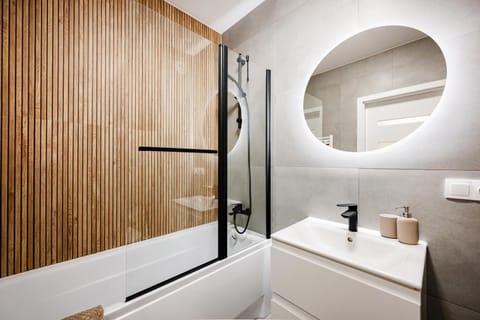 Shower, Bathroom, Bath