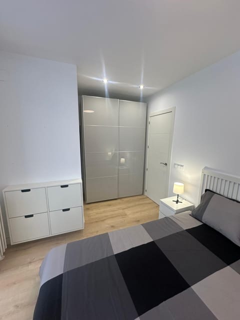 Homely Madrid River Apartment in Madrid