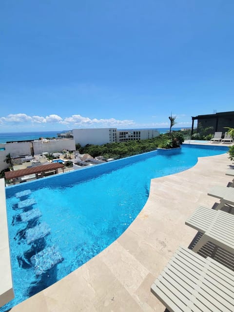 Natural landscape, Pool view, Swimming pool, Swimming pool, sunbed