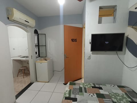 Bed, TV and multimedia, Photo of the whole room, Bedroom, minibar, air conditioner