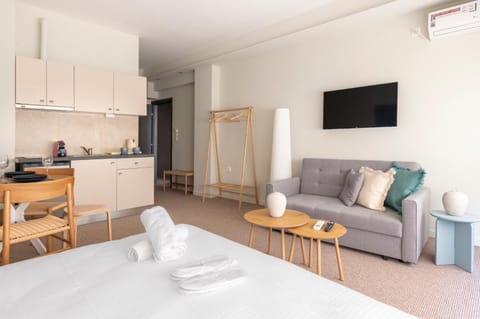 Bed, Living room, Photo of the whole room, Bedroom