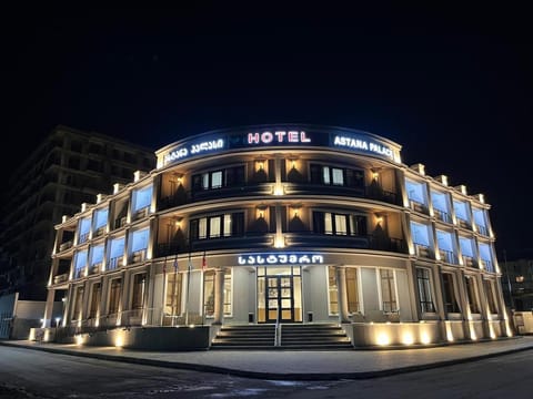 Property building, Night, Location