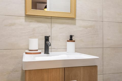 Appartement tout confort proche Vauban Apartment in Marseille