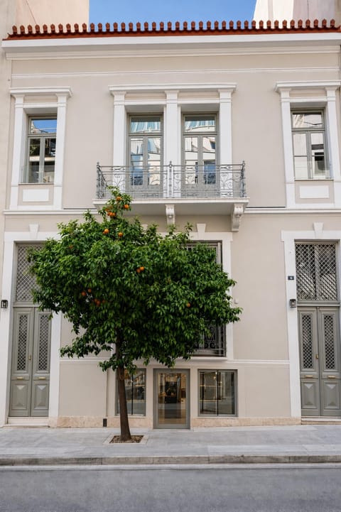 Property building, Facade/entrance
