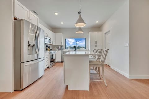 228 Hwy 71 S D21, Arnolds Park House in Arnolds Park