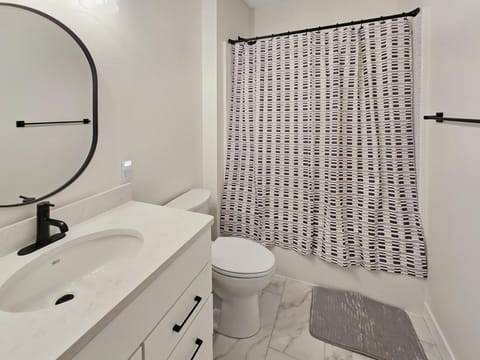 228 Hwy 71 S D21, Arnolds Park House in Arnolds Park