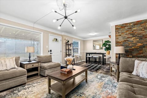 Newly Renovated 4 Bedroom 2 Bath Downtown Dearborn House in Dearborn Heights