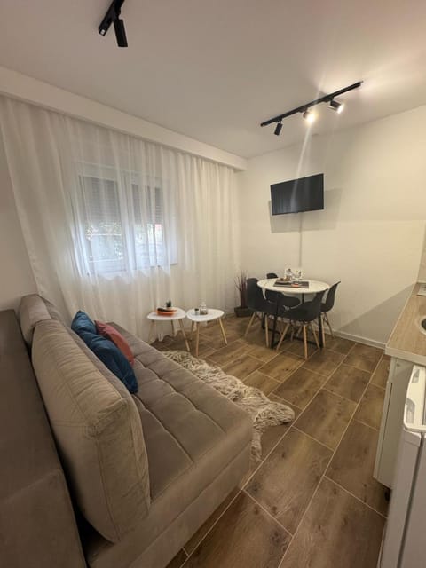 Apartmani Petrović Apartment in Dubrovnik-Neretva County