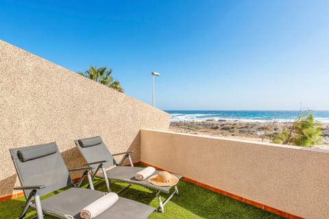 Natural landscape, View (from property/room), Balcony/Terrace, Sea view, sunbed