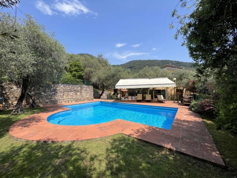 Natural landscape, Garden view, Mountain view, Swimming pool