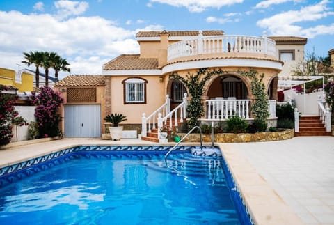 Property building, Swimming pool, Swimming pool