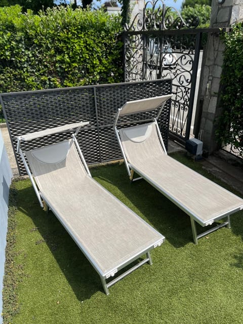 Garden, Garden view, sunbed