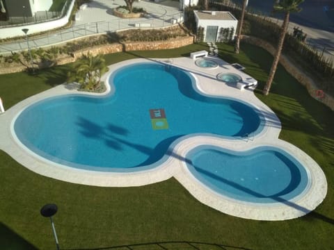 Hot Tub, Swimming pool, Swimming pool