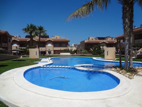 Day, Swimming pool, Swimming pool