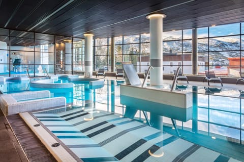 Hot Tub, View (from property/room), Spa and wellness centre/facilities, Swimming pool