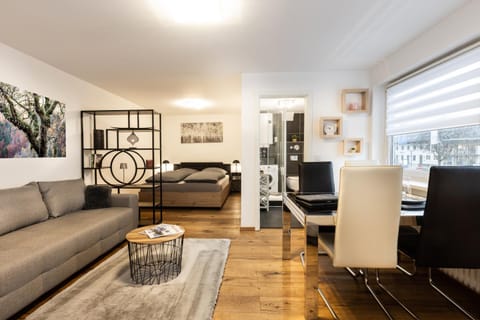 Seating area, Dining area, Bedroom