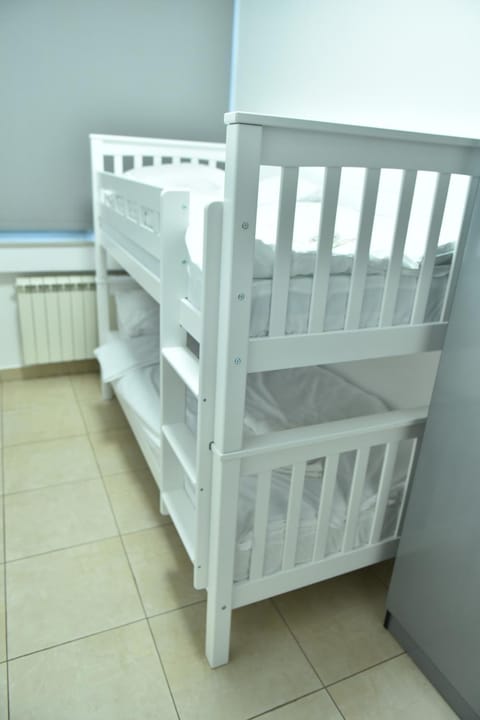 Bed, Photo of the whole room, bunk bed