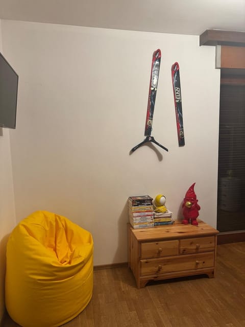 The Queen in the Snow Apartment in Courmayeur