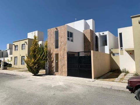 Casa Fracc Paseos de la Plata Pachuca Hidalgo House in Pachuca