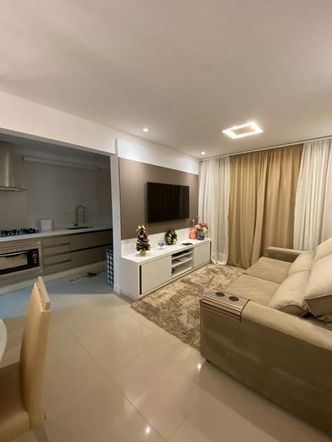 TV and multimedia, Kitchen or kitchenette, Living room, Seating area