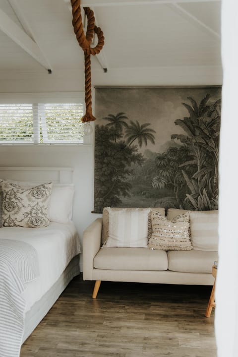 Seating area, Bedroom