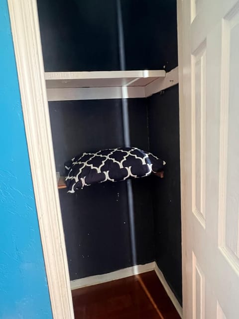 Pet friendly 2 bedroom located in the heart of OKC House in Oklahoma City