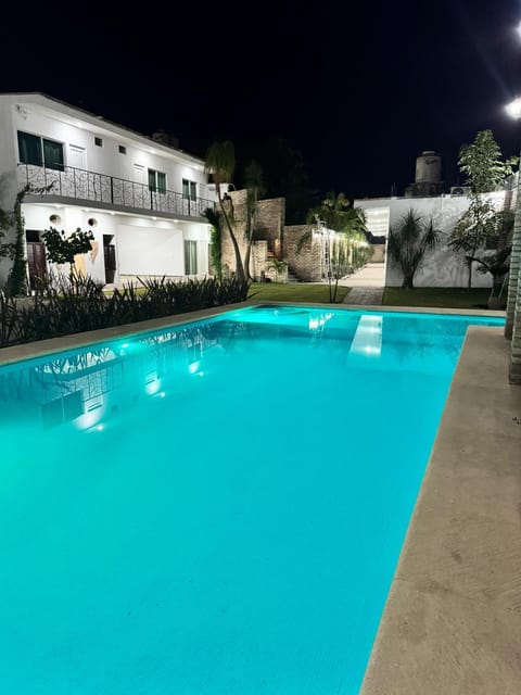 Balcony/Terrace, Swimming pool