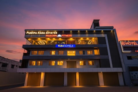 Property building, Facade/entrance