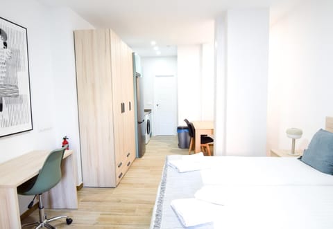 Bed, Living room, Photo of the whole room, Bedroom