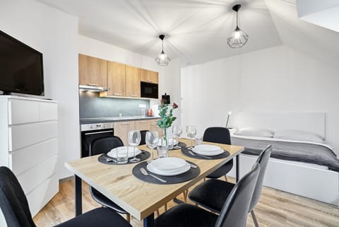 Kitchen or kitchenette, Living room, Seating area, oven, stove