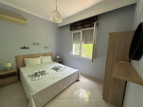 Къща с две спални House in Nea Peramos