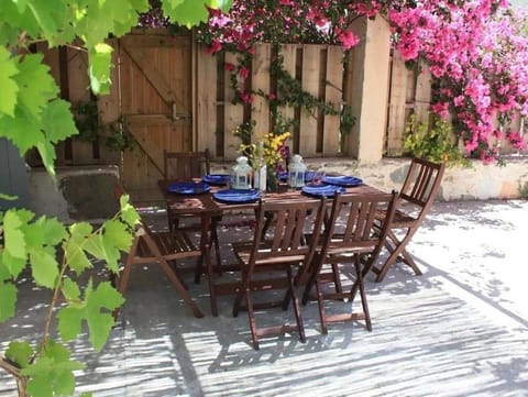 KERYLOS , au cœur de Parikia, avec jardin House in Paros