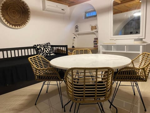 KERYLOS , au cœur de Parikia, avec jardin House in Paros