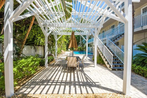 Tropical Terrace 3 House in Ilexhurst