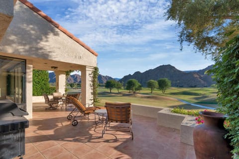 Gorgeous Home with Unobstructed Golf Course Views House in Indian Wells