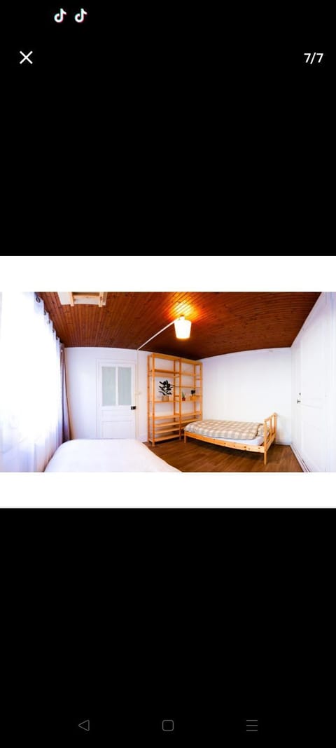 Grande Chambre avec Home Cinéma Vacation rental in Jura